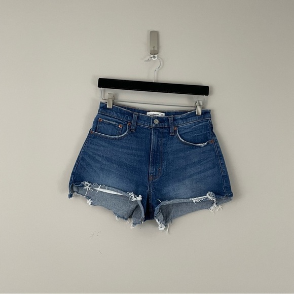Abercrombie & Fitch Curve Love High Rise The Cut Off Jean Shorts Size 2 - Picture 1 of 5